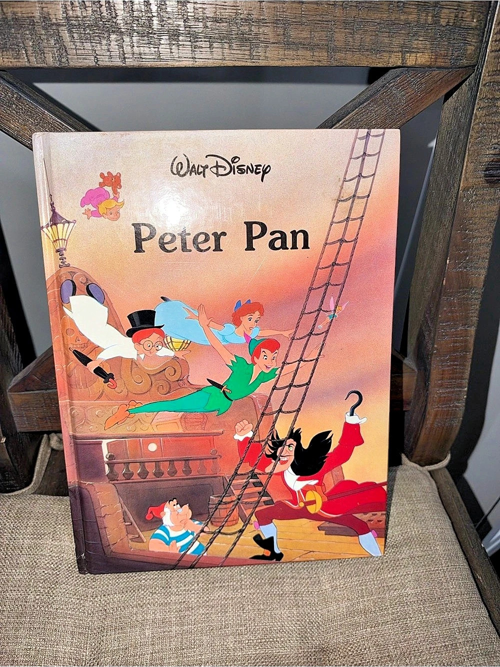 Vintage Disney Peter Pan Illustrated Book